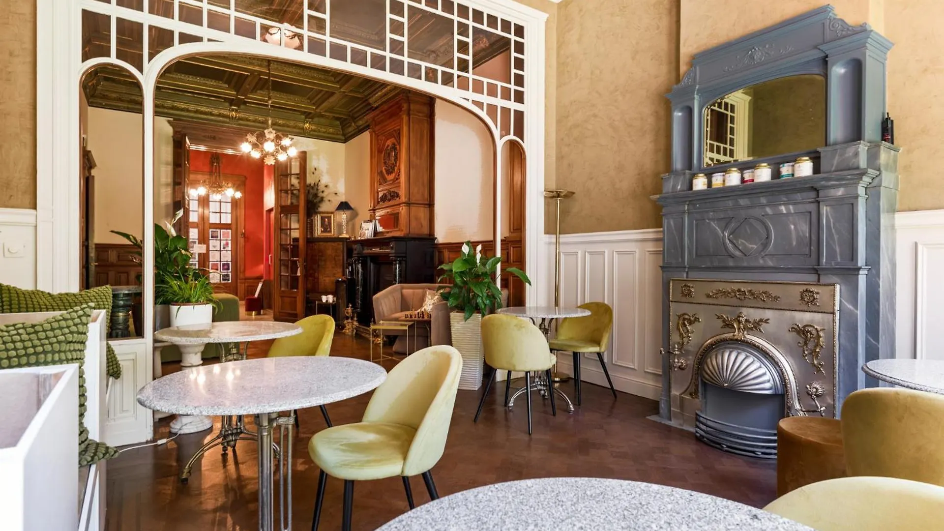 B&B Baron Osy Suite Second Street Antwerp